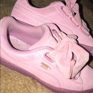 Puma Suede Heart Ribbons